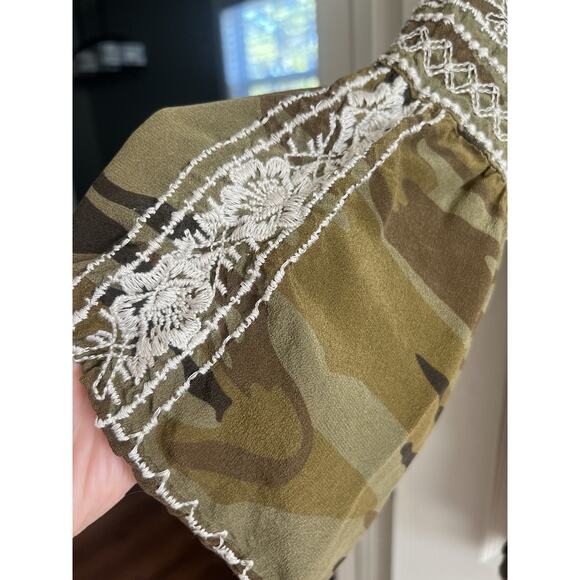 JOHNNY WAS Workshop 100% Silk Ciro Camo Embroidered Flare Sleeve Tunic Blouse - Picture 7 of 15